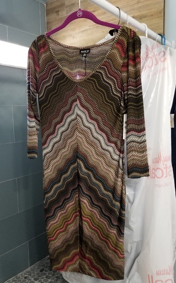 Allen B. Dress only, belt not included - Picture 8 of 8